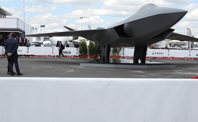 На фото: истребитель пятого поколения Next Generation Fighter (NGF), разрабатываемый в рамках международной программы FCAS