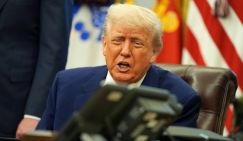 Трамп изощренно насилует НАТО: Публичная порка непослушных и пряники для любимчиков