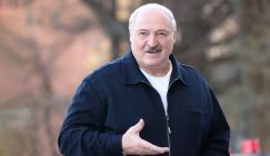 «Белые списки» для «проверенных» людей: Лукашенко смеется в усы, когда видит, как в России бьются с Telegram