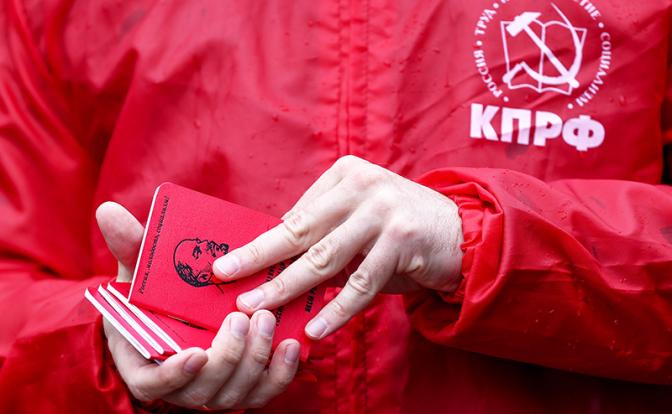 Первомай в Липецке: Власти оттесняли КПРФ на окраину, но неудачно - коммунисты помнят истоки праздника