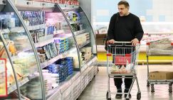 Неделя без инфляции: Смартфоны с яйцами дешевеют, но радоваться, что жизнь налаживается, рано