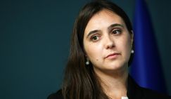"Зеленский боялся интервью Мендель из-за их близкой связи" - но это поклёп