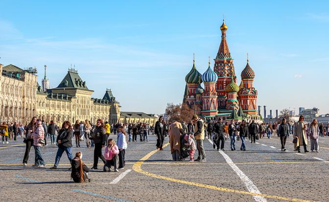 Россия – страна миллионеров: Новак пытается убедить сограждан, что за три года они стали сильно богаче