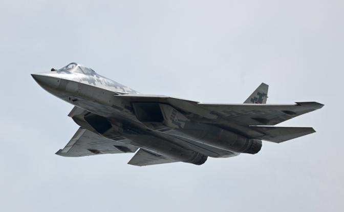 На фото: российский многоцелевой истребитель пятого поколения Су-57.