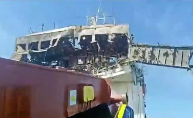 На фото: последствия атаки БПЛА на грузовое судно в Азовском море