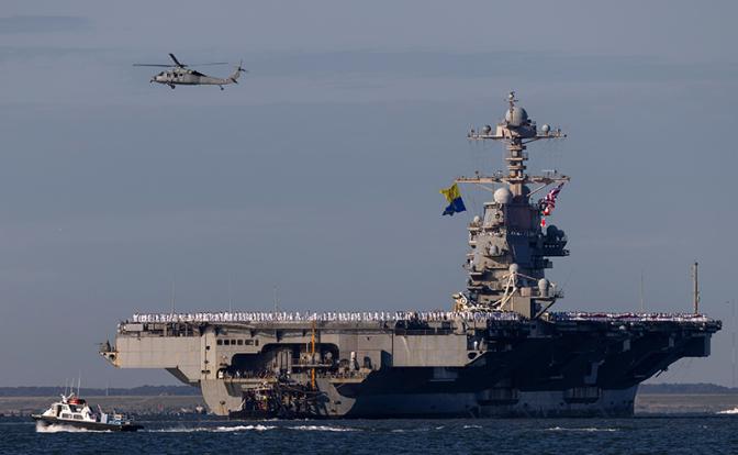 На фото: военный корабль США "Джеральд Р. Форд"