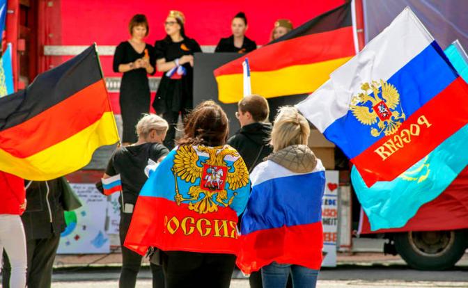 В Германии согласились с главкомом НАТО о многолетней лжи про Россию