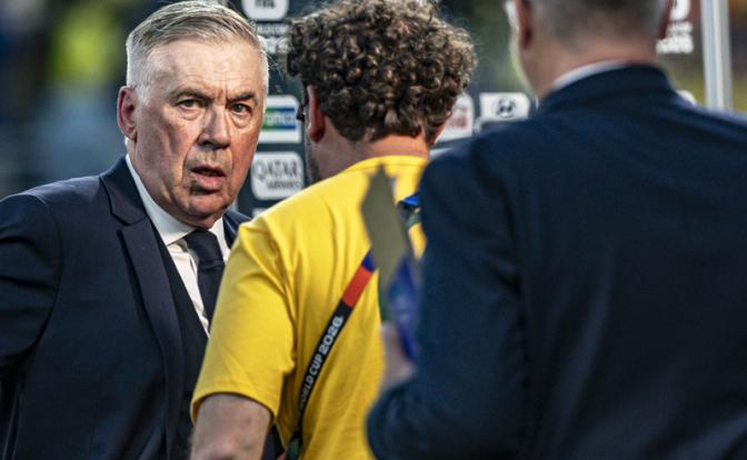 На фото: тренер сборной Бразилии Карло Анчелотти во время матча между Бразилией и Марокко в рамках группового этапа 1-го тура Чемпионата мира по футболу FIFA 2026 на стадионе MetLife в Нью-Джерси, США.