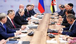 Казань против Эвиана: пощечина Западу, удар по доллару