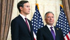 Нафталин Анкориджа: Эмиссары Трампа едут в Россию с лежалым товаром