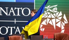 Скотт Риттер: Гроб НАТО накроют украинским флагом