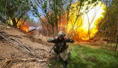 Наши прорвались в Алексеево-Дружковку на плечах ошеломленного противника. Использует ли Сырский свой последний шанс