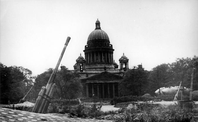 Черный день Люфтваффе: 150 бомбардировщиков шли на Ленинград, 60 назад не вернулись