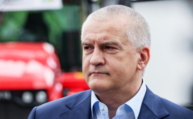 На фото: глава Республики Крым Сергей Аксенов