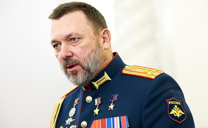 На фото: Герой России, заместитель председателя комитета Госдумы РФ по обороне Дмитрий Саблин