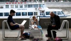 Миллионы россиян работают по мутным схемам, хотя и закон вроде бы не всегда нарушается