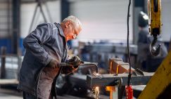 Политолог: Современное работоспособное население не очень хочет «кормить пенсионеров»