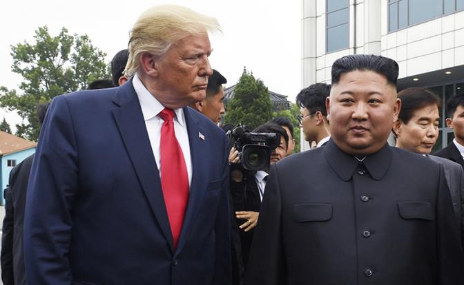 На фото: президент США Дональд Трамп, лидер КНДР Ким Чен Ын