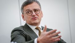 «Мы достигли потолка»: экс-глава МИД Украины сделал признание о помощи