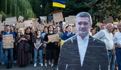 На Украине началась избирательная кампания – на кого ставят западники и олигархи