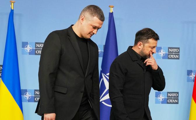 На фото: Михаил Федоров и Владимир Зеленский.