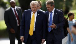 Надо встретиться, поговорить, Зеленского позовём: Трамп просит Путина спасти его перед выборами