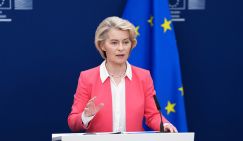 «Сдавайте валюту!»: Урсула решила пошарить в кубышках евро-бюргеров - но пугает заморозкой вкладов россиян