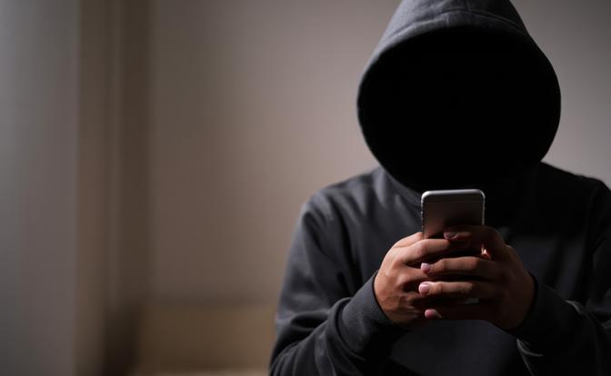 Вышли на новый уровень: Мошенники придумали свежую схему обмана родителей школьников