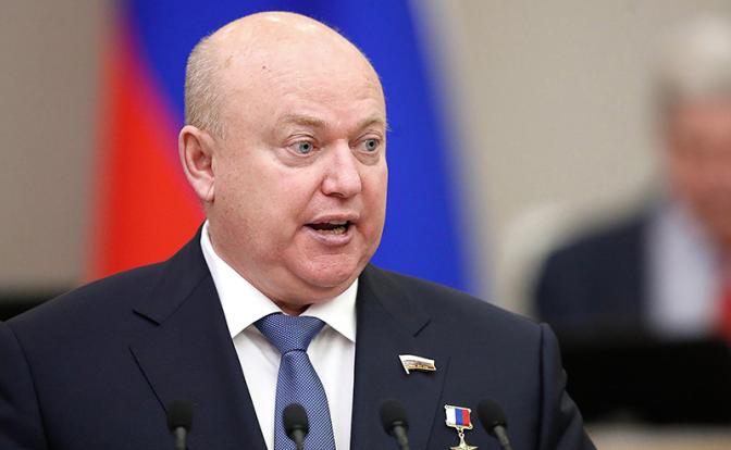 На фото: первый заместитель председателя комитета Госдумы РФ по обороне Андрей Красов