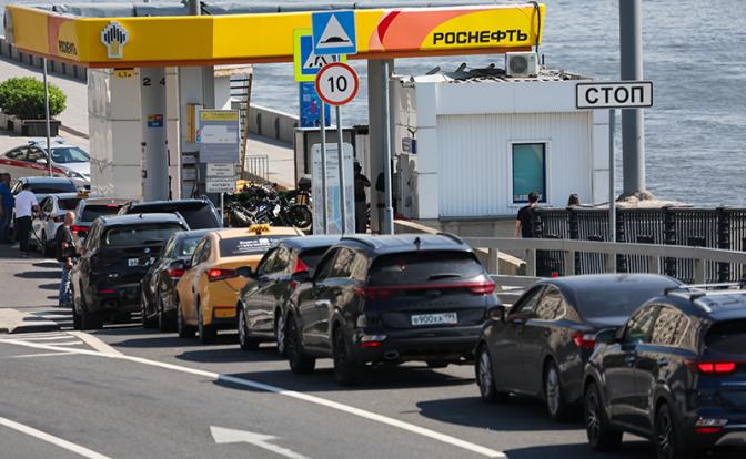 Топливный кризис: Официальные «Ура!» никак не соотносятся с печальной реальностью