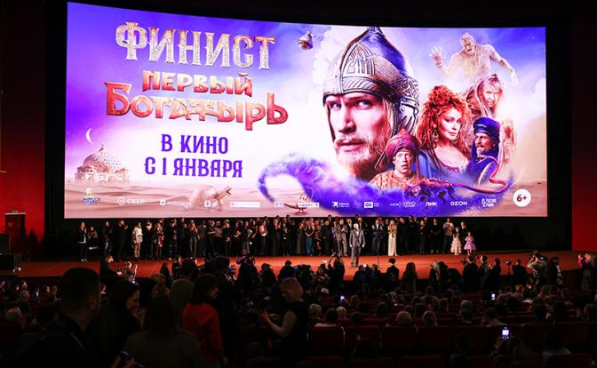 Отечественное кино снимается для красивых отчетов. Миллиарды улетают в никуда. Окупается не более пяти процентов фильмов