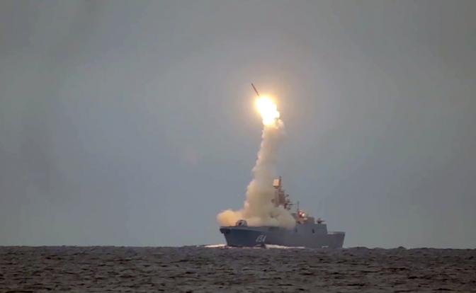 «Никакой это не гиперзвук!»: Американцы нанесли сокрушительный удар по русскому «Циркону»