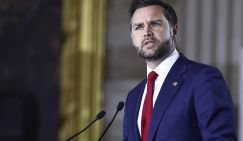 Вэнс: Украинский конфликт тяжело поддается урегулированию
