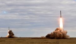 Ночной мегаудар: в Киеве полный блэкаут, Укрзализныцю накрыло в пяти областях
