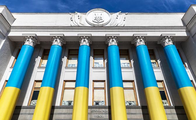 В Верховной Раде раскрыли, сколько еще Украина сможет вести бои