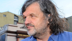 Кустурица впервые дал концерт в Крыму