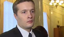 Просто повезло: сын Порошенко выиграл конкурс на стажировку в Сингапуре за счет государства