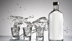 Названа минимальная цена за бутылку водки