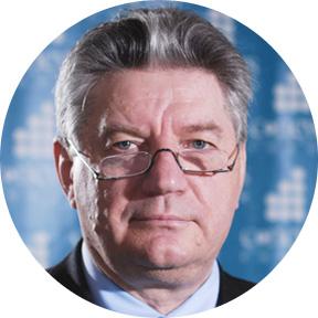 Виктор Алкснис