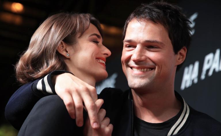 На фото: режиссер и актриса Ольга Зуева и актер Данила Козловский 