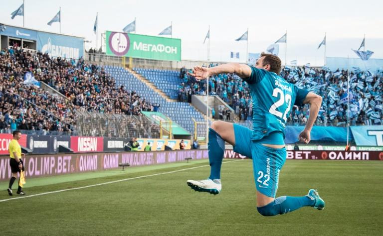 На фото: Артем Дзюба, нападающий ФК «Зенит»