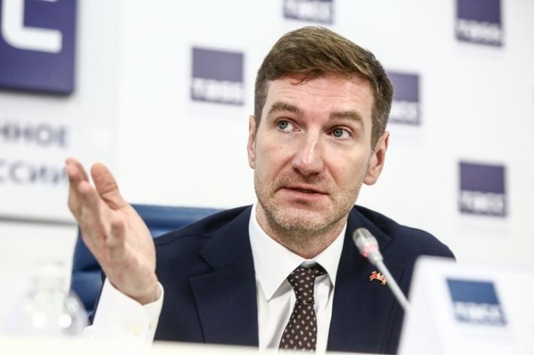 На фото: журналист Антон Красовский