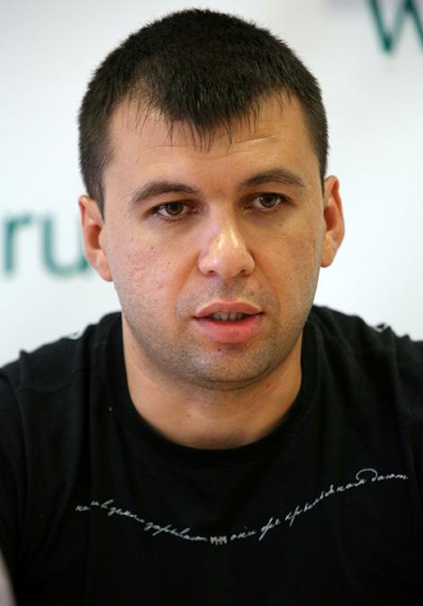 На фото: глава МММ Украина Денис Пушилин, 2013