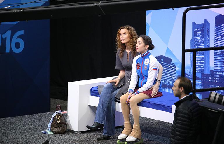 На фото: Этери Тутберидзе, Евгения Медведева 