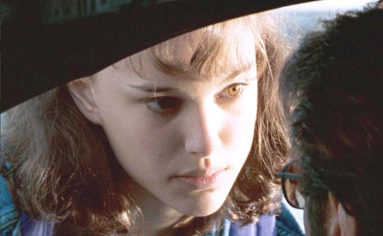 На фото: Натали Портман в криминальной драме &laquo;Схватка&raquo;