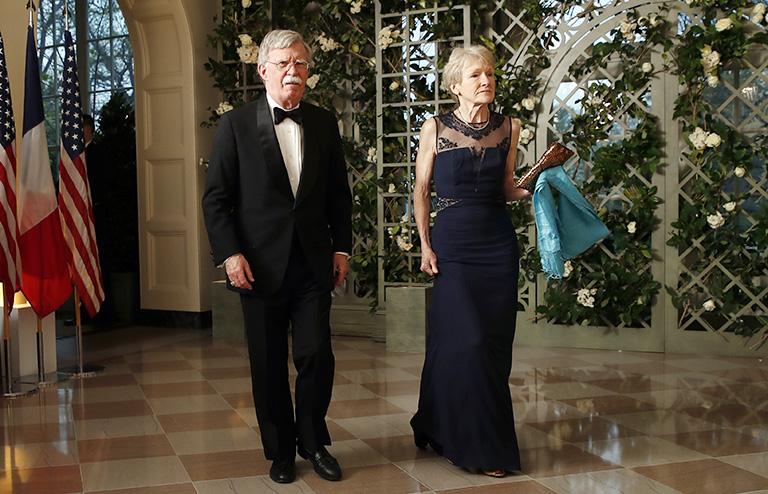 На фото: Джон Болтон, советник по национальной безопасности, и его жена Гретхен Смит Болтон