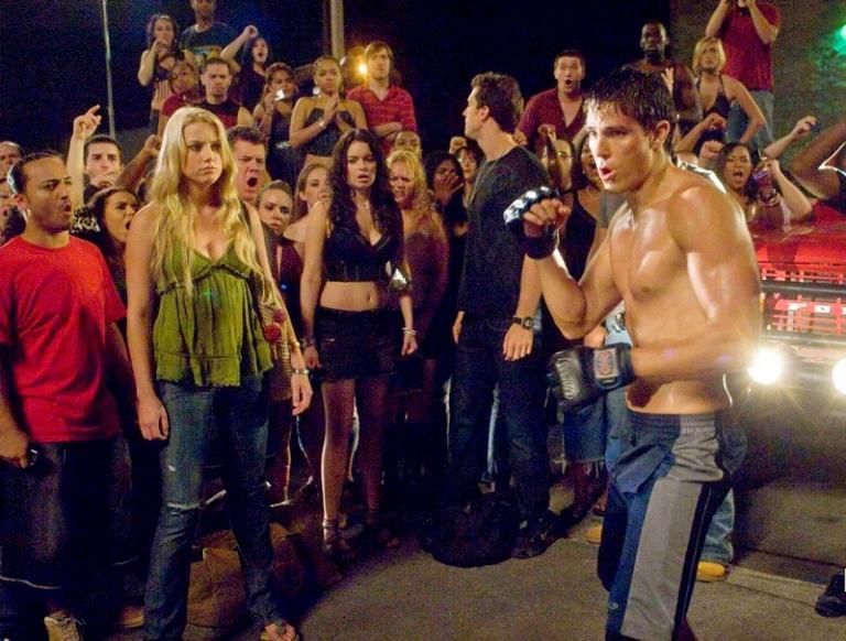 На фото: Эмбер Хёрд и Шон Фэрис в фильме &laquo;Никогда не сдавайся&raquo;, 2008 год