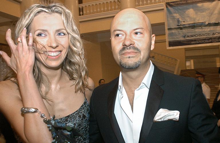 На фото: режиссер Федор Бондарчук с супругой Светланой , 2005