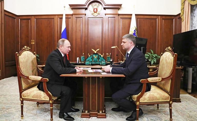 На фото: первый доклад Олега Белозерова в должности президента РЖД, 2016 год