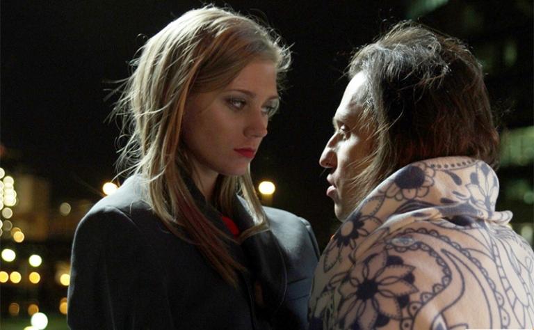 На фото: Кристина Асмус и Александр Ревва в комедии &laquo;Дублёр&raquo;